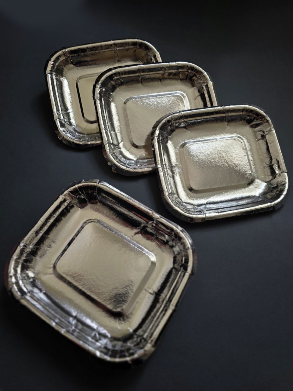 پیش دستی متالایز نقره ای