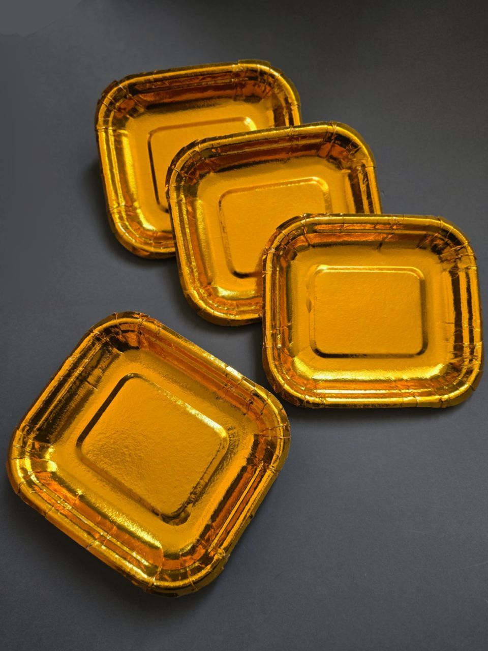 پیش دستی متالایز طلایی