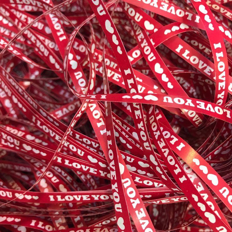 پوشال کاغذی طرح دار قرمز