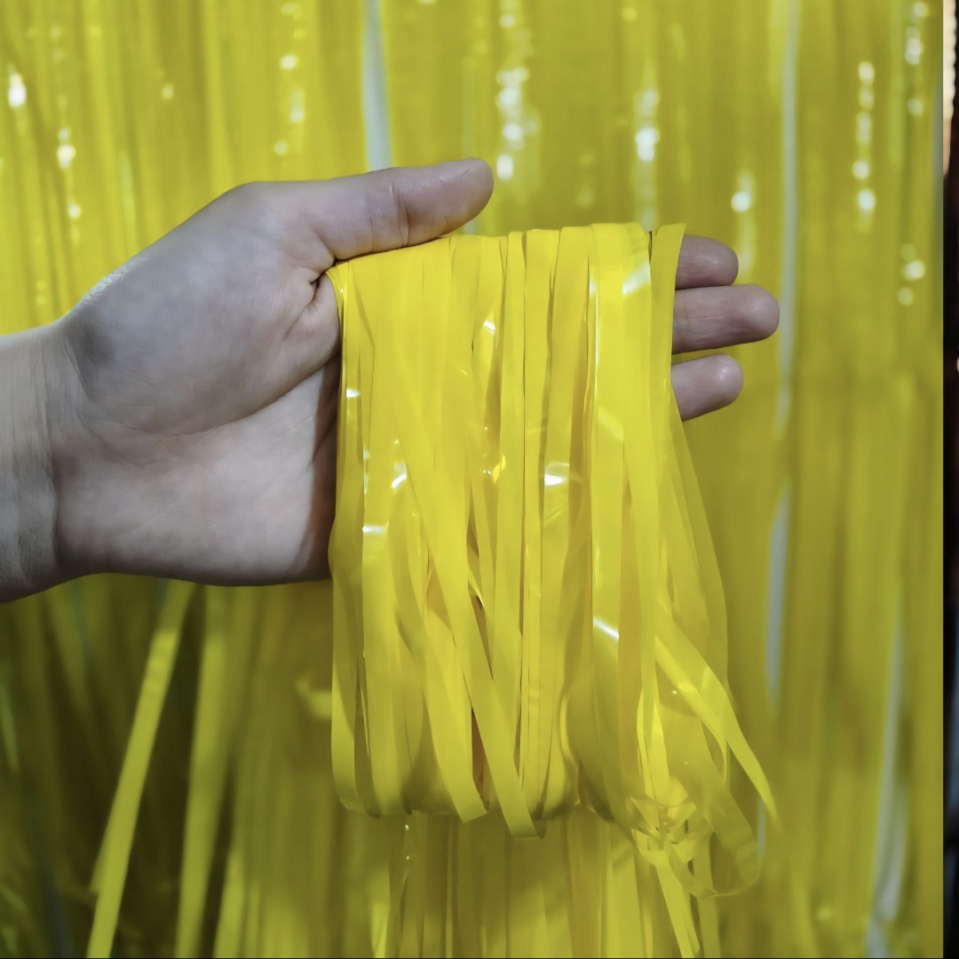 پرده پاستیلی چسب دار زرد